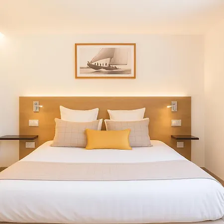 Le Nautica Hotel 3*